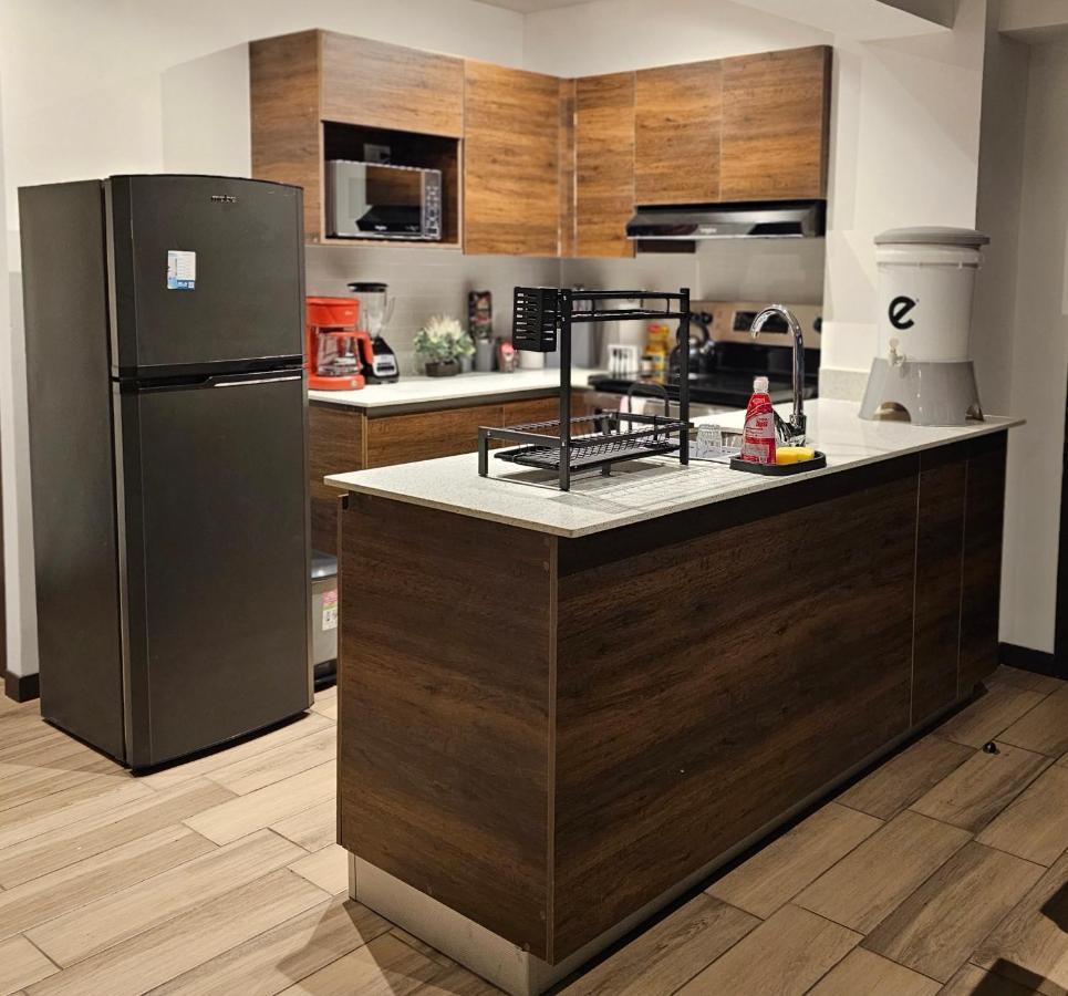 גואטמלה Torre Pamplona 402 -Nuevo Y Comodo- Apartamento מראה חיצוני תמונה